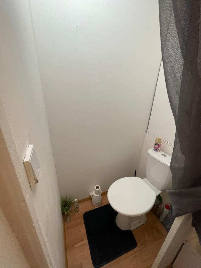 Klidny Byt Na Okraji Trutnova Apartamento Exterior foto